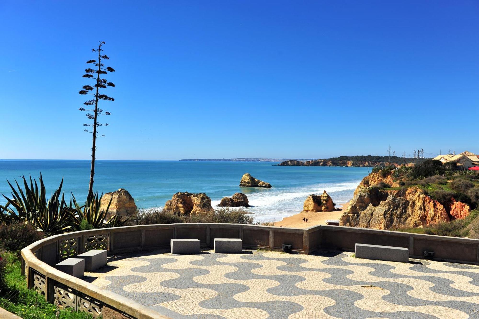 פורטימאו Bnb Homes Praia Da Rocha Beach Bright Apartment 50 M Away From The Ocean מראה חיצוני תמונה