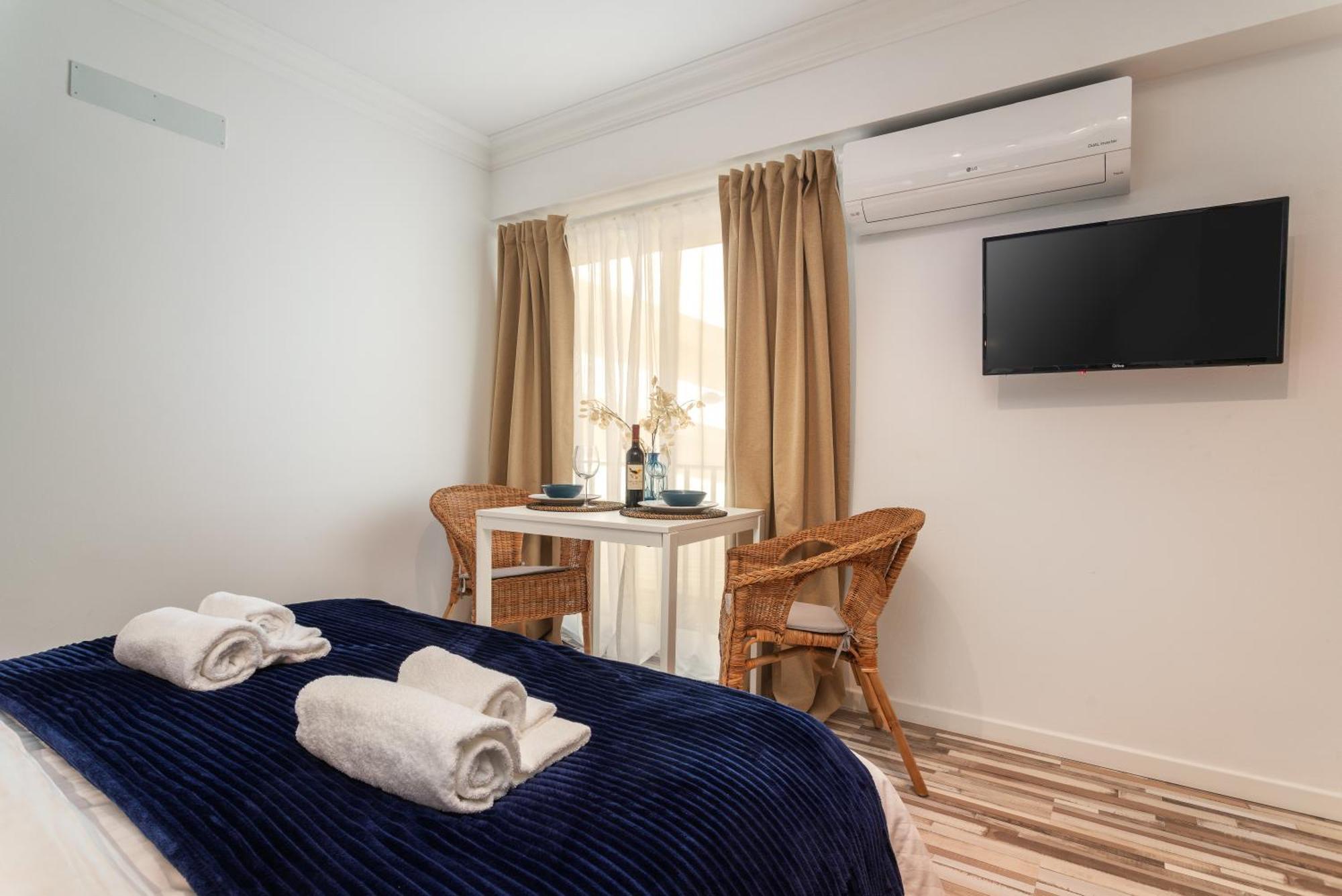 פורטימאו Bnb Homes Praia Da Rocha Beach Bright Apartment 50 M Away From The Ocean מראה חיצוני תמונה